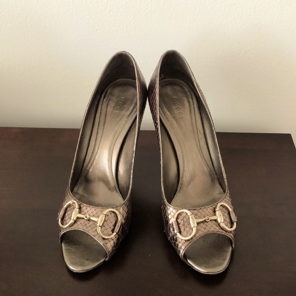 Gucci open toe horseshoe pumps, snake leather, bronze/silver size 8.5 high heel - Picture 1 of 14